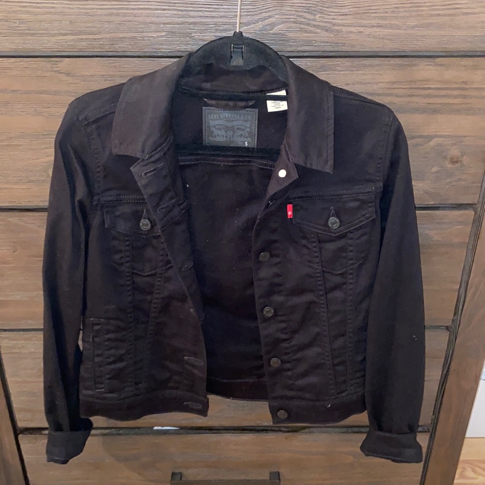 Levi black jean jacket